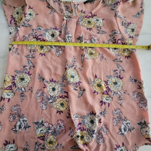 Papermoon Pink and Yellow Floral Blouse With Keyhole Back Size Large - Picture 9 of 14